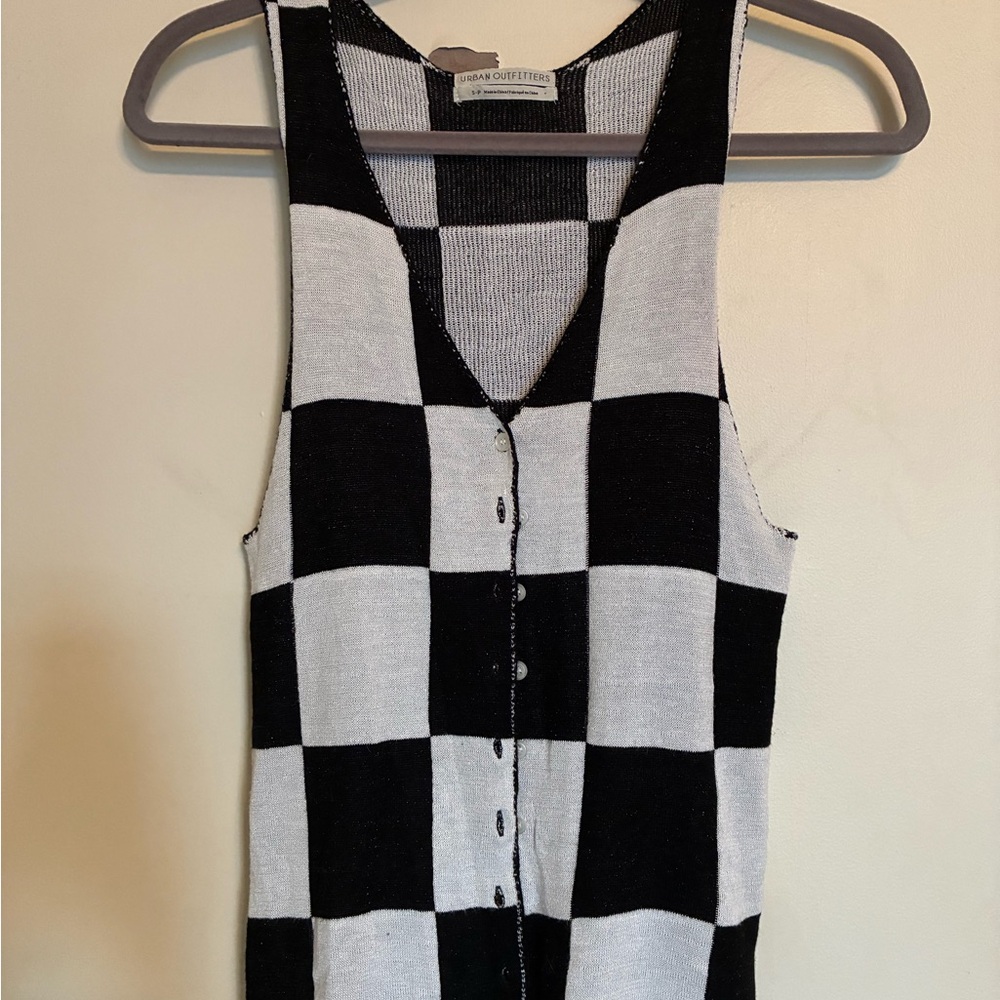 Urban Outfitters “Talia” Black & White Checkered Knit Button-front Tank EUC S - Picture 3 of 7